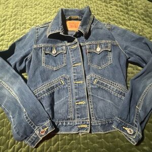 Levi’s Women’s Denim Jean Jacket Vintage Size Small‎